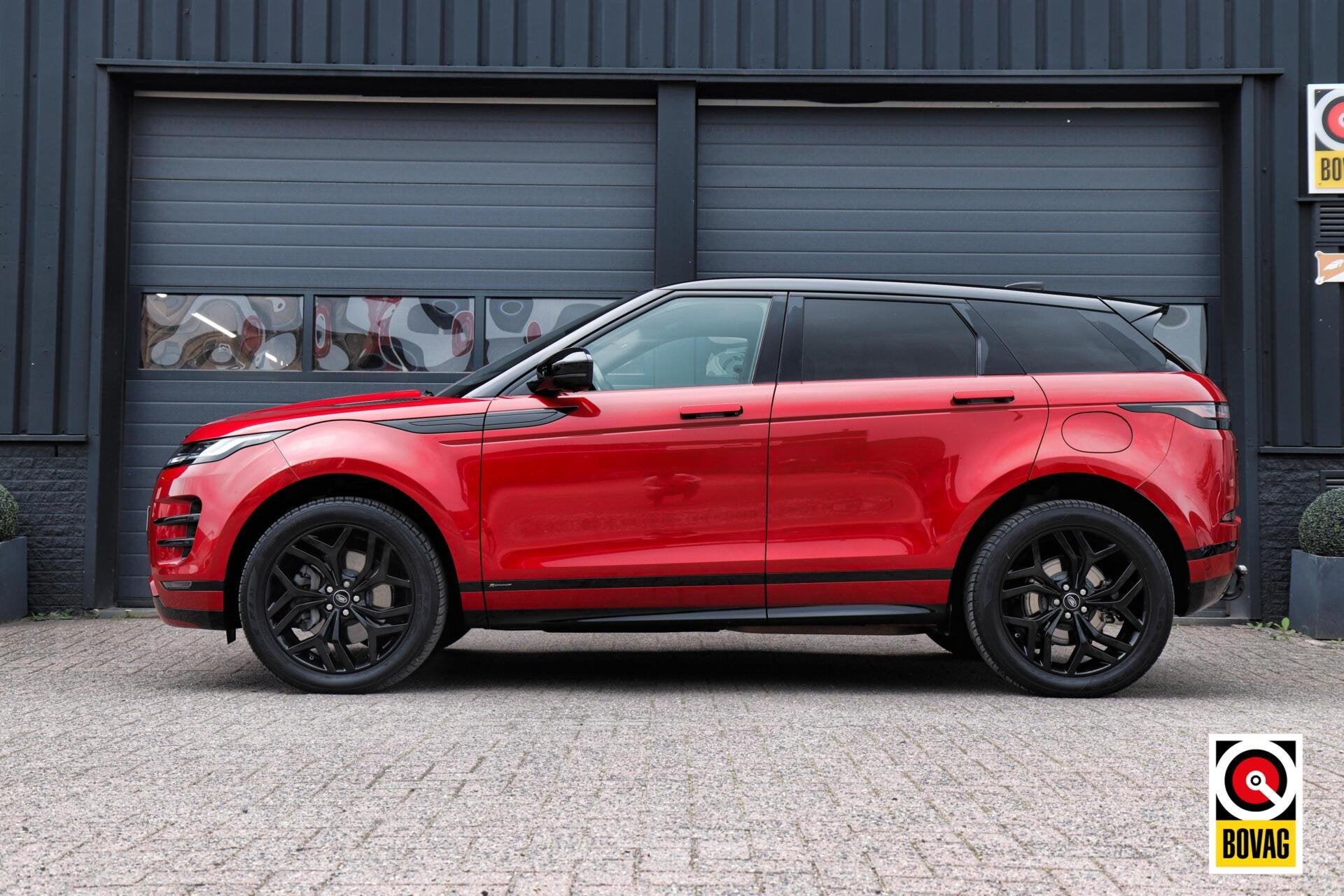 Land Rover Range Rover Evoque 1.5 P300e AWD R-Dynamic S |LED, Auto's, Land Rover, Automaat, 309 pk, Parkeersensor, Met garantie (alle)