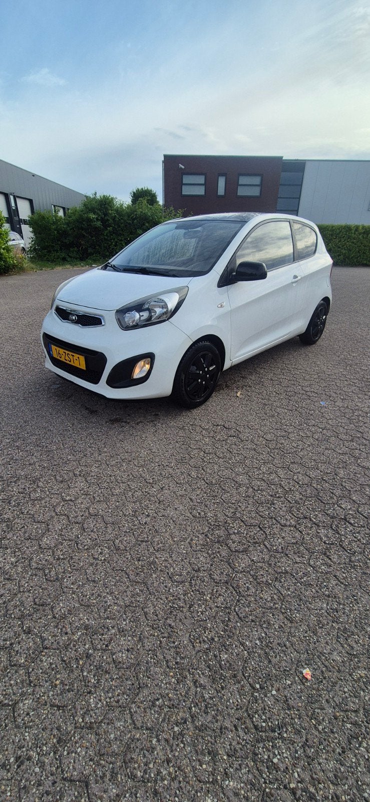 Kia Picanto 1.0 Cvvt 3-DRS 2012 Wit, Auto's, Kia, Bedrijf, Picanto, Benzine, A, Hatchback, Handgeschakeld, Geïmporteerd, Wit, Voorwielaandrijving