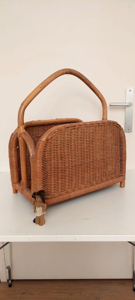 Vintage Tijdschriftenrek rek rotan bamboe rattan 70 design, Eu, Eu, Ophalen of Verzenden, Zo goed als nieuw