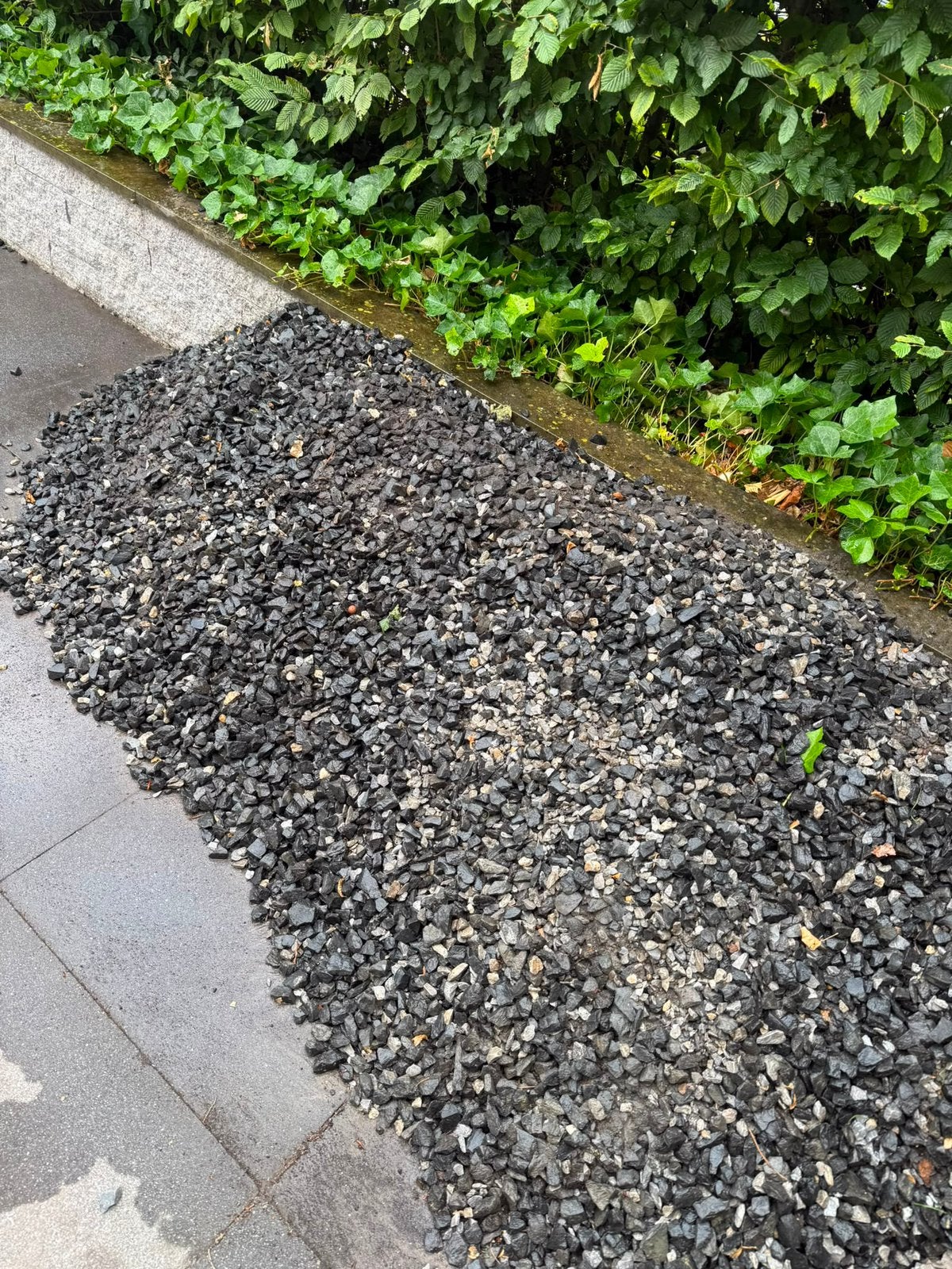 GRATIS GRINT AF TE HALEN, Tuin en Terras, Ophalen, Gebruikt, Antraciet, Split