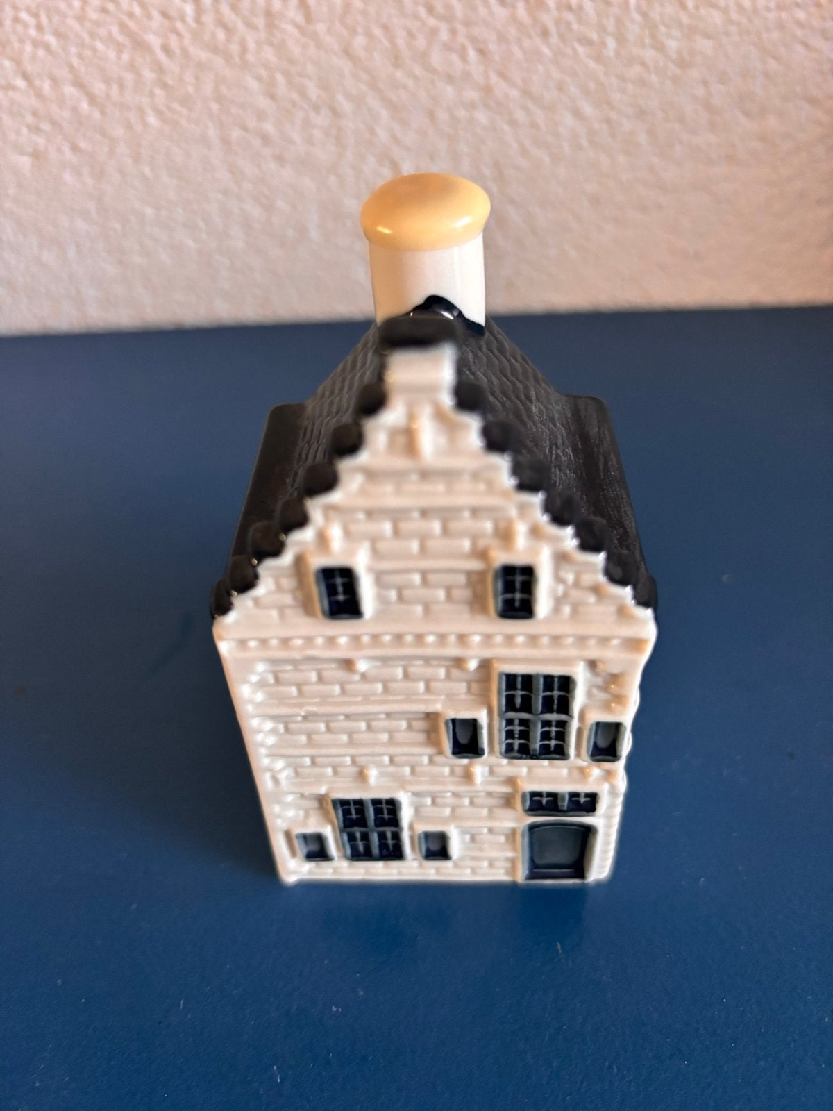KLM Huisje 82 Bols Amsterdam, Ophalen, Zo goed als nieuw