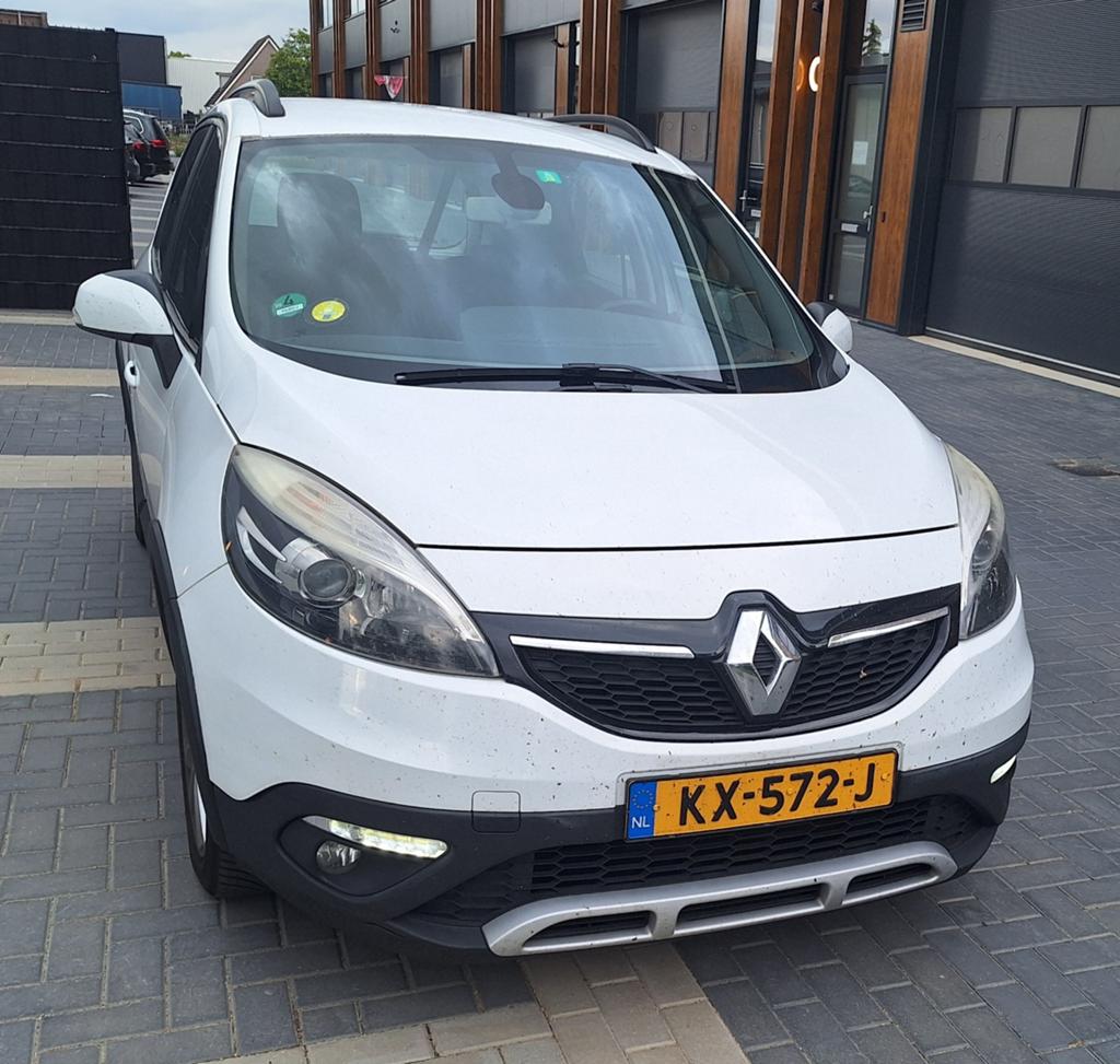 Renault Scénic 1.5 DCI Xmod  diesel 81KW Bj 2013 Wit nw apk, Voorwielaandrijving, USB, 715 kg, Wit