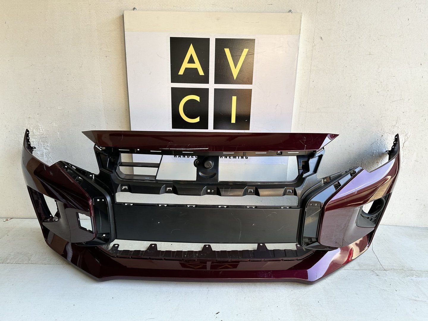 Mitsubishi Space star voorbumper bumper  2020-, Auto-onderdelen, Gebruikt, -, Voor, -