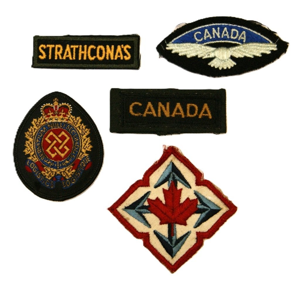 Setje Canadese Patches - Emblemen, Verzamelen, Militaria | Algemeen, Landmacht, Embleem of Badge, Overige gebieden, Ophalen of Verzenden
