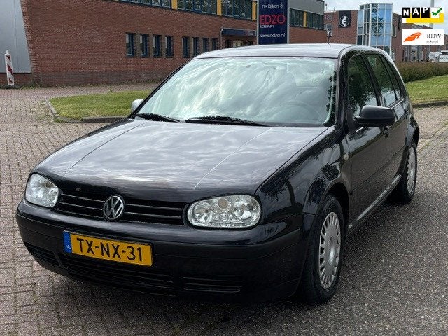 Volkswagen Golf 1.6 Trendline 5-Drs Automaat Airco Electr. p, Gebruikt, Zwart, 4 cilinders, 1123 kg