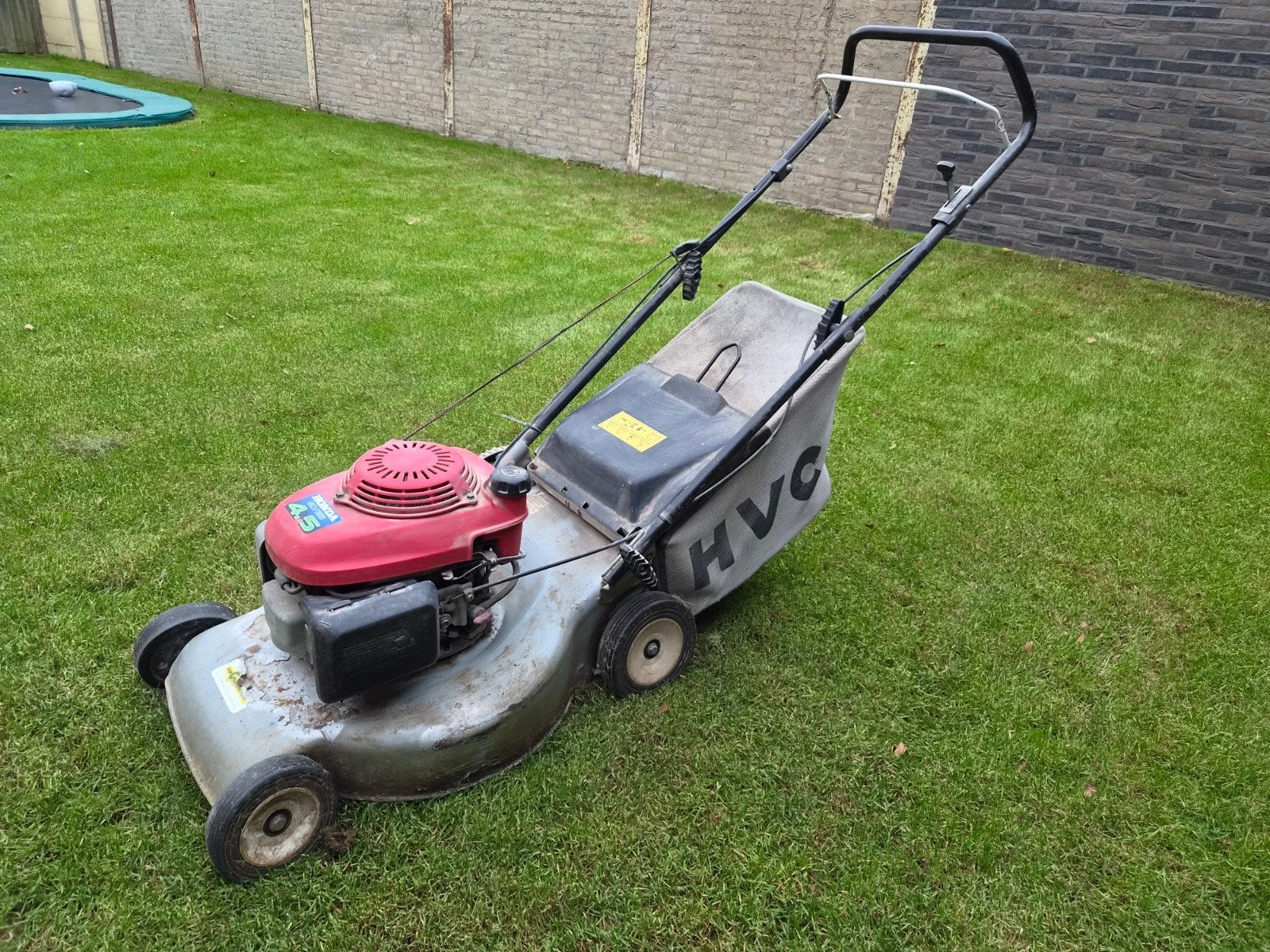 Honda GCV135 4.5 Benzine Grasmaaier met Opvangzak, Ophalen, Cirkelmaaier, Honda, Gebruikt