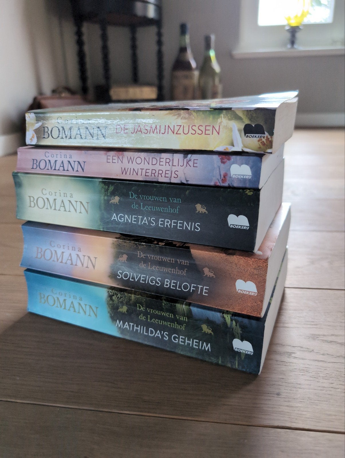 Corina Bomann boeken: De vrouwen van de Leeuwenhof & meer, Boeken, Ophalen of Verzenden, Zo goed als nieuw, Corina Bomann, Nederland
