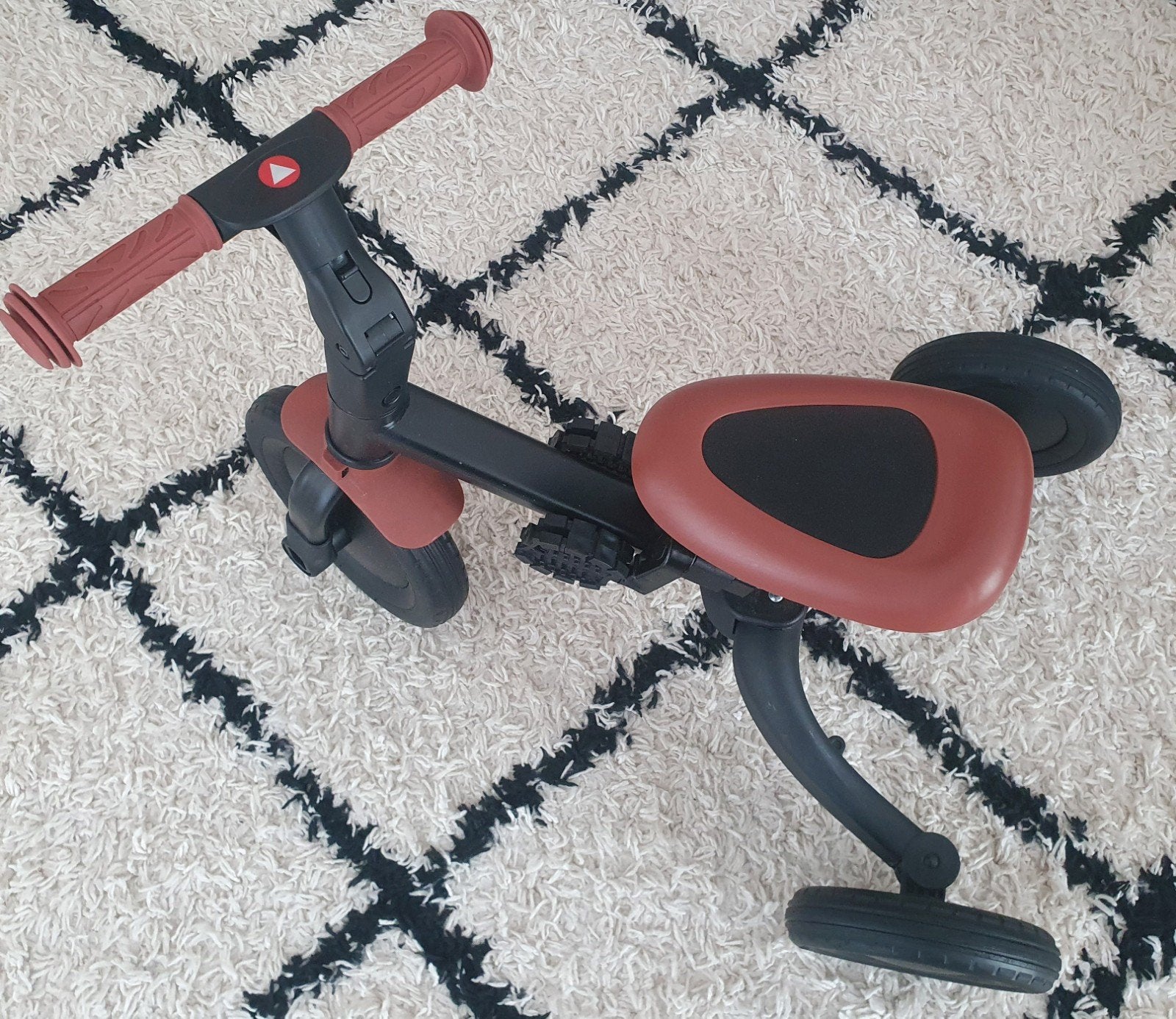IN NIEUWSTAAT! 🤎 Topmark 4 in 1 driewieler loopfiets zwart, Ophalen of Verzenden, Zo goed als nieuw, Loopfiets