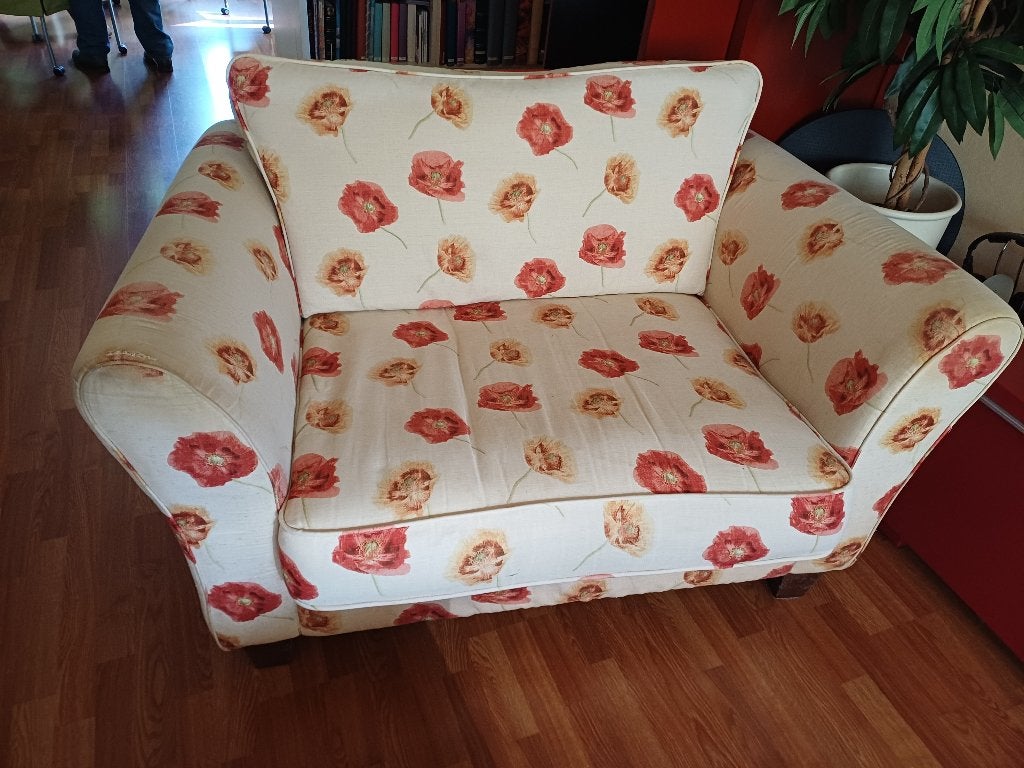 Comfortabele tweepersoonsbank met bloemenprint, Ophalen, Gebruikt, Romantisch, Tweepersoons