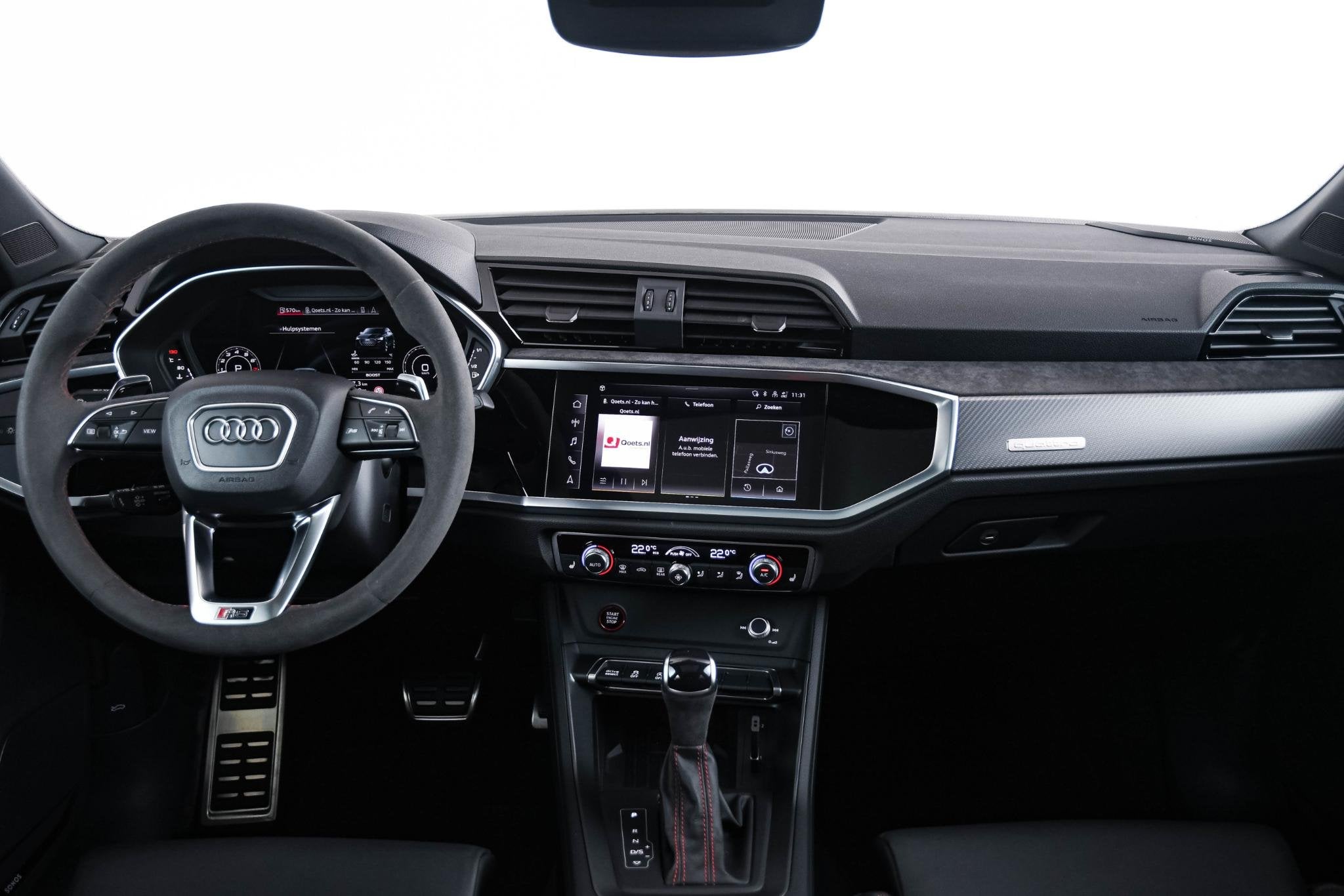 Audi RS Q3 Sportback 2.5 TFSI Panoramadak - Sportuitlaat - R, Auto's, Audi, Automaat, 12 maanden, Gebruikt, 1675 kg