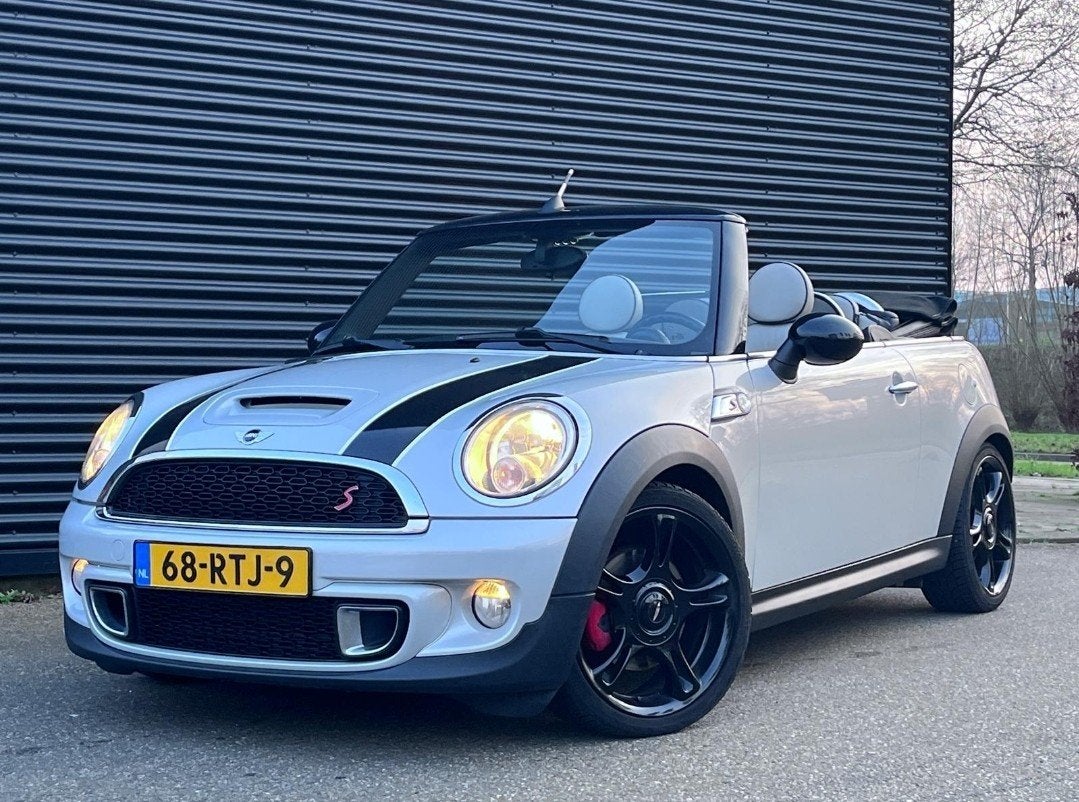 Mini 1.6 Cooper S Cabrio 2011 Wit, Auto's, Mini, 4 cilinders, Cabriolet, 4 stoelen, Wit