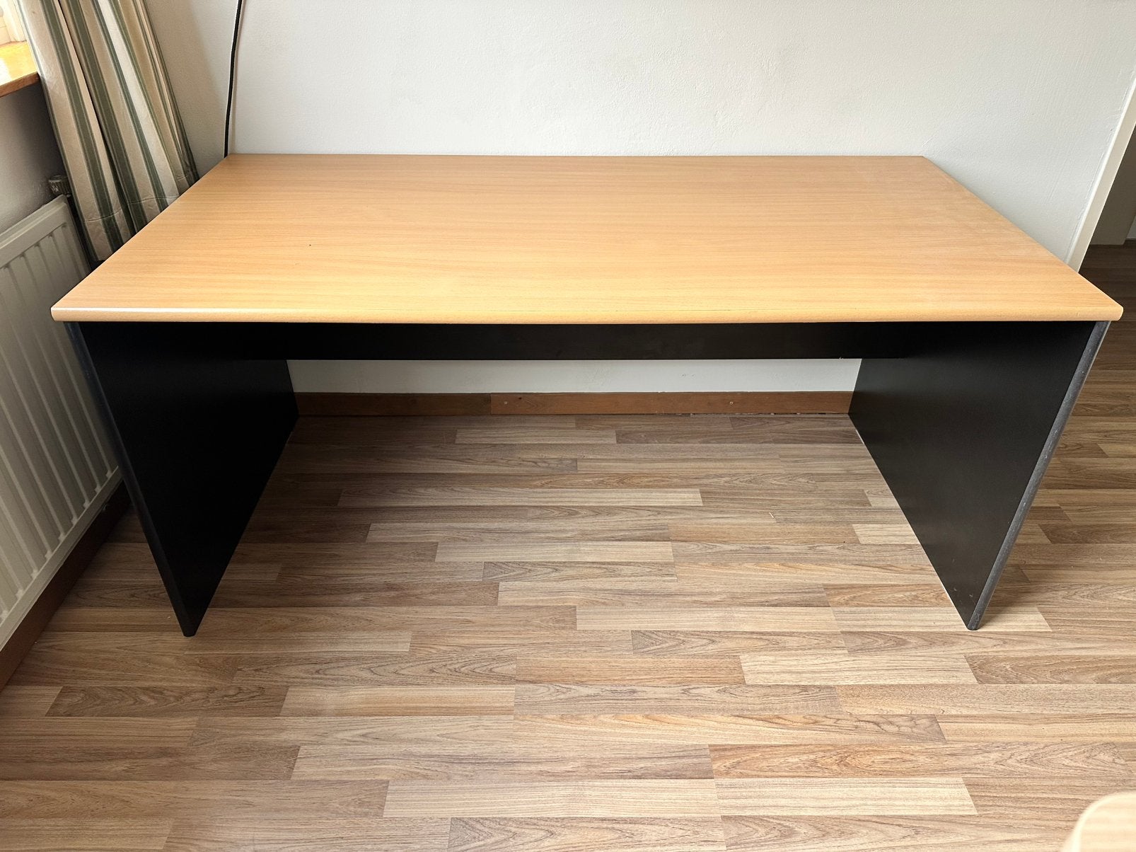 Mooi grenen bureau, Huis en Inrichting, Ophalen, Gebruikt, 75 cm, 150 cm