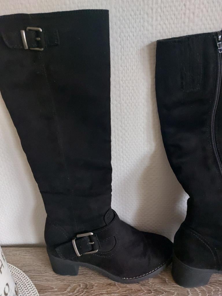 Zwarte laarzen maat 38, Kleding | Dames, Schoenen, Ophalen, Zo goed als nieuw, Zwart, Hoge laarzen