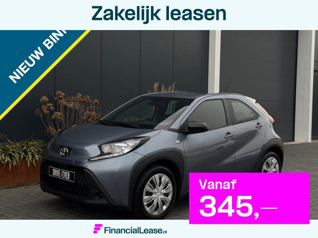 Toyota Aygo X 1.0 VVT-i | Automaat | Camera | LED | NAVI, Stof, Gebruikt, Zwart, Met garantie (alle)