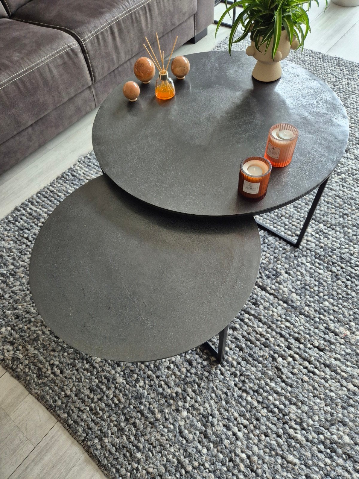 Mooie Pilunoset (2 st) van Pronto, salontafels, Huis en Inrichting, Tafels | Salontafels, Ophalen, Gebruikt, Rond, 50 tot 100 cm