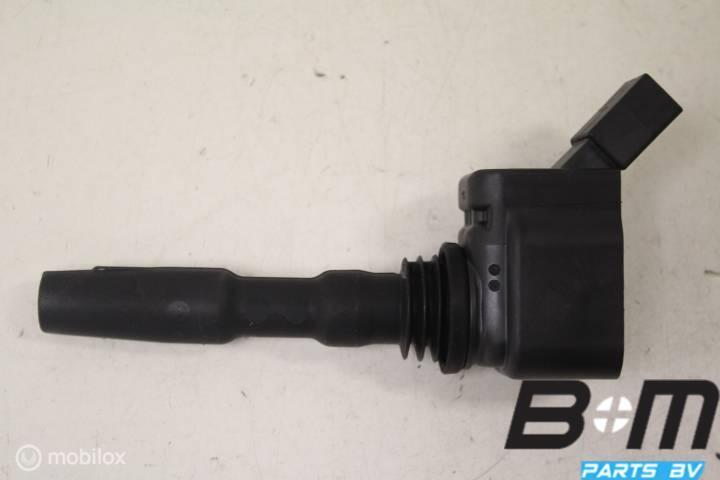 Bobine met bougiestekker VW Polo 6C 5 deurs 04E905110B, Gebruikt