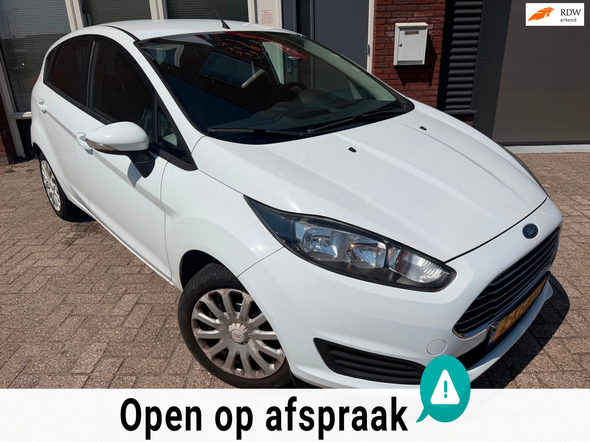 Ford Fiesta 1.0 Champion / Airco / 5DRS / NAP, Euro 5, Stof, 525 kg, Met garantie (alle)