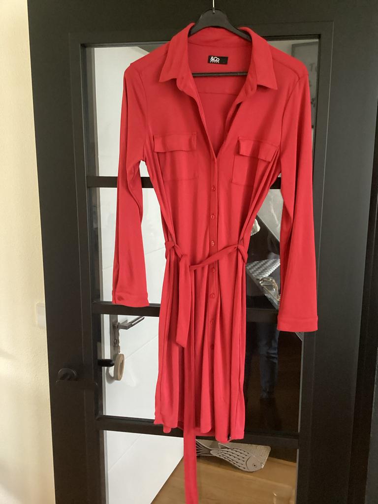 Rode travelstof jurk/vest van &Co Woman, Maat 38/40 (M), Ophalen of Verzenden, Zo goed als nieuw, Knielengte