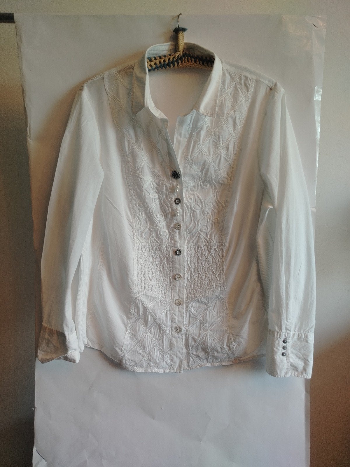 Luxe prwchtig blouse - Wit met borduursel - Maat 46, Kleding | Dames, Blouses en Tunieken, Wit, Maat 46/48 (XL) of groter, Ophalen of Verzenden