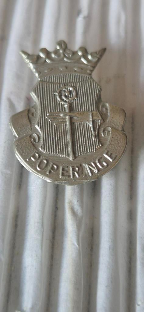 Speldje wapen van Poperinge, Ophalen of Verzenden, Zo goed als nieuw
