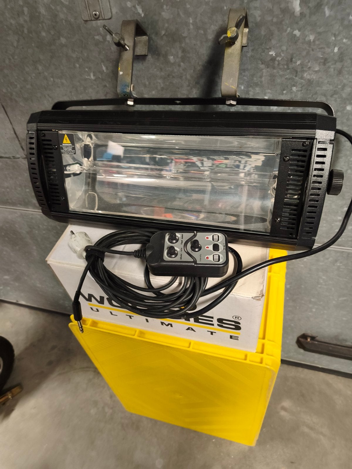 tekoop show tec Thunder strobe, Ophalen of Verzenden, Licht