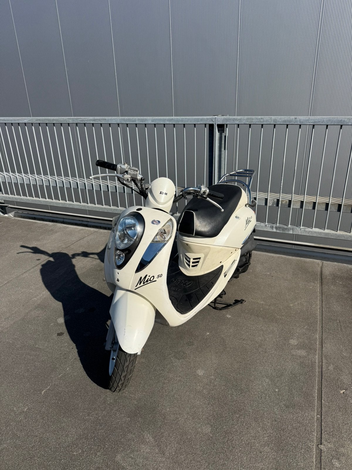 Sym mio 50 snor - 13605 km, Ophalen, Zo goed als nieuw, Benzine, 50 cc