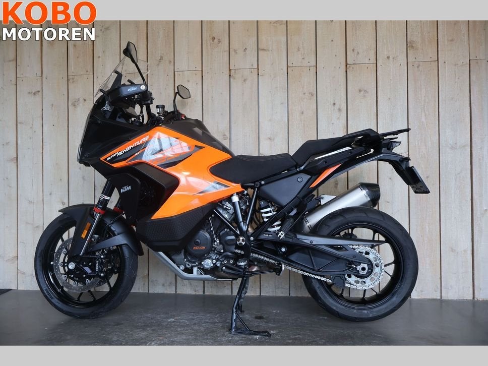 KTM 1290 SUPER ADVENTURE S (bj 2021), 2 cilinders, KTM, Motorrijbewijs A, Bedrijf