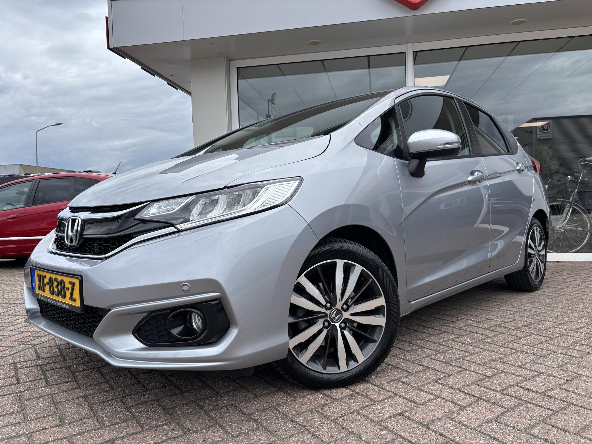 Honda Jazz 1.3 i-VTEC Elegance Nederlands auto in super nett, Auto's, Honda, Gebruikt, Euro 6, 4 cilinders, 49 €/maand