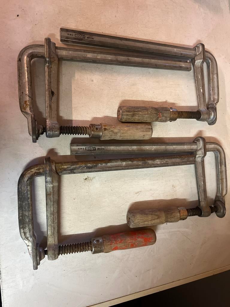 4 Bessey klemmen 300x140, Doe-het-zelf en Verbouw, Gereedschap | Handgereedschap, Gebruikt, Ophalen of Verzenden