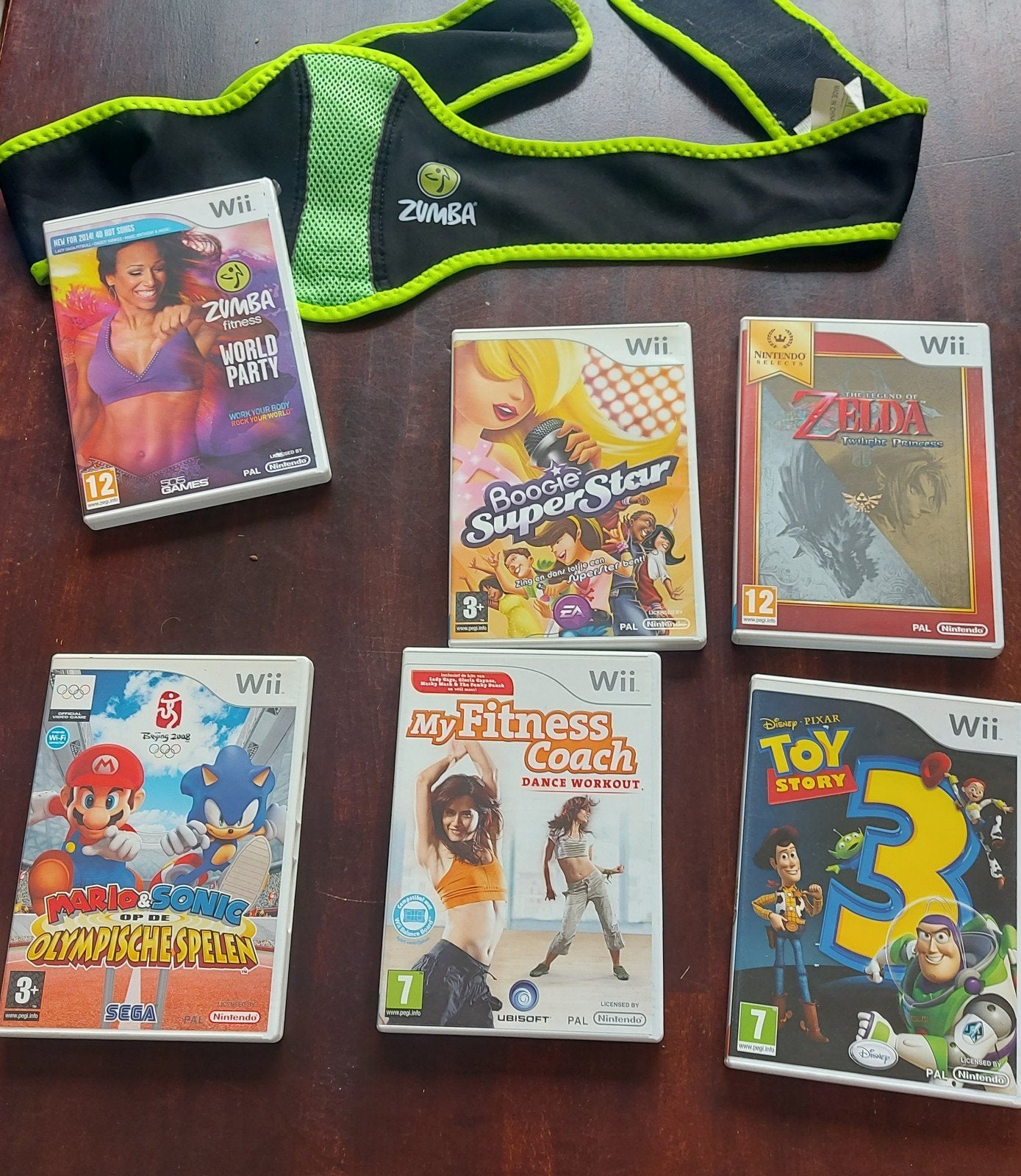 Wii Games Bundel met Zumba Fitness Band, Ophalen of Verzenden, Zo goed als nieuw, Sport, 3 spelers of meer