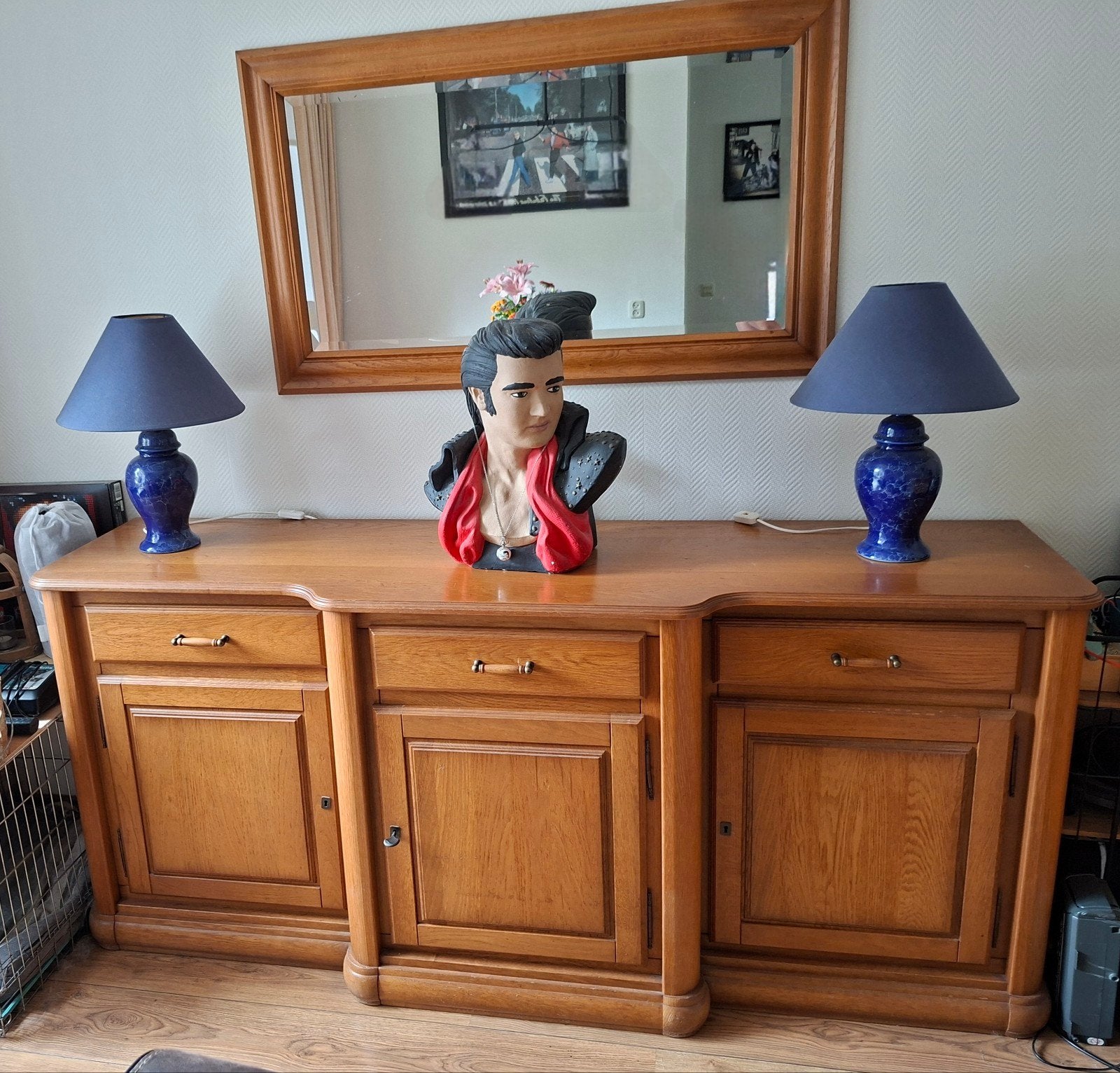 Eiken Patine Dressoir met Spiegel en optionele Tafellampen, Huis en Inrichting, Kasten | Dressoirs, Ophalen, Glas, Gebruikt, Klassiek, Vintage