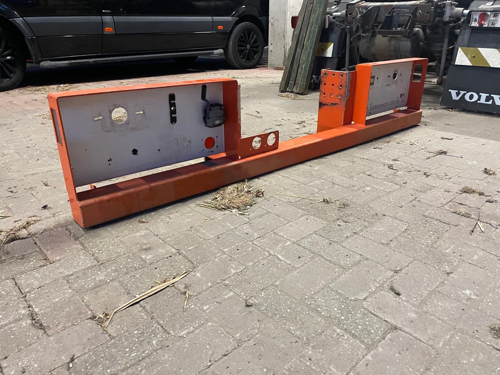 Diverse bumpers voor vrachtwagen en oplegger, Ophalen, Overige merken, Carrosserie en Plaatwerk
