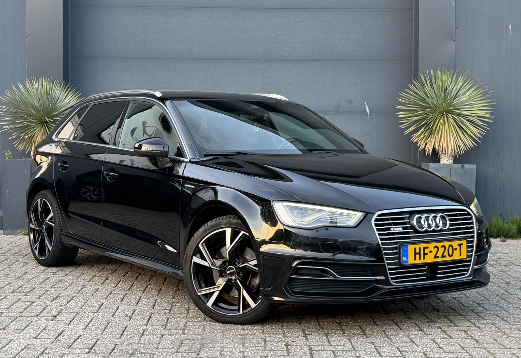 Audi A3 Sportback 1.4 e-tron PHEV Ambition Pro Line plus, Auto's, Audi, Stof, Gebruikt, Zwart, 1515 kg