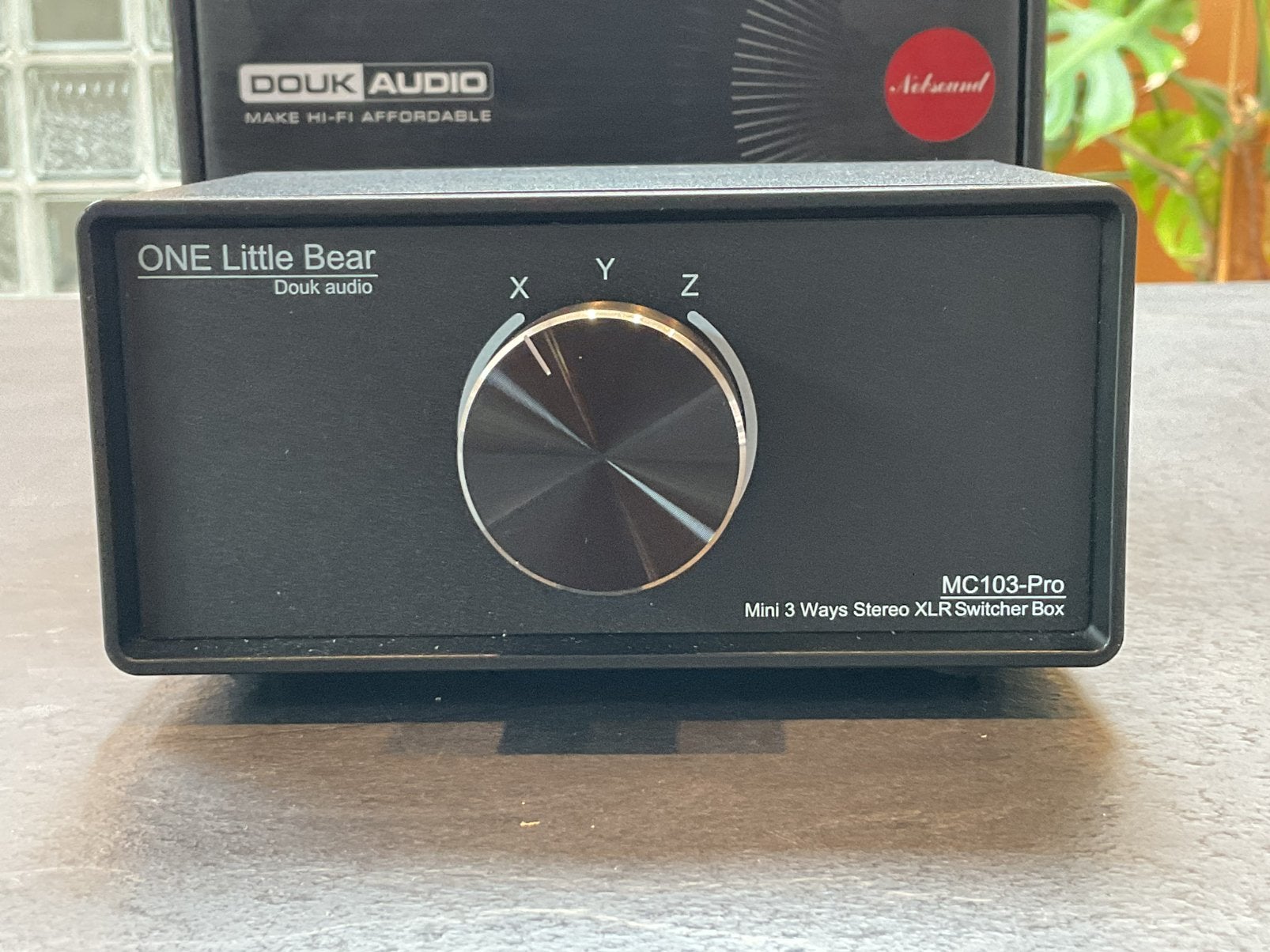 Douk Audio ONE Little Bear MC103-pro switcher box met ovp, Ophalen of Verzenden, Zo goed als nieuw