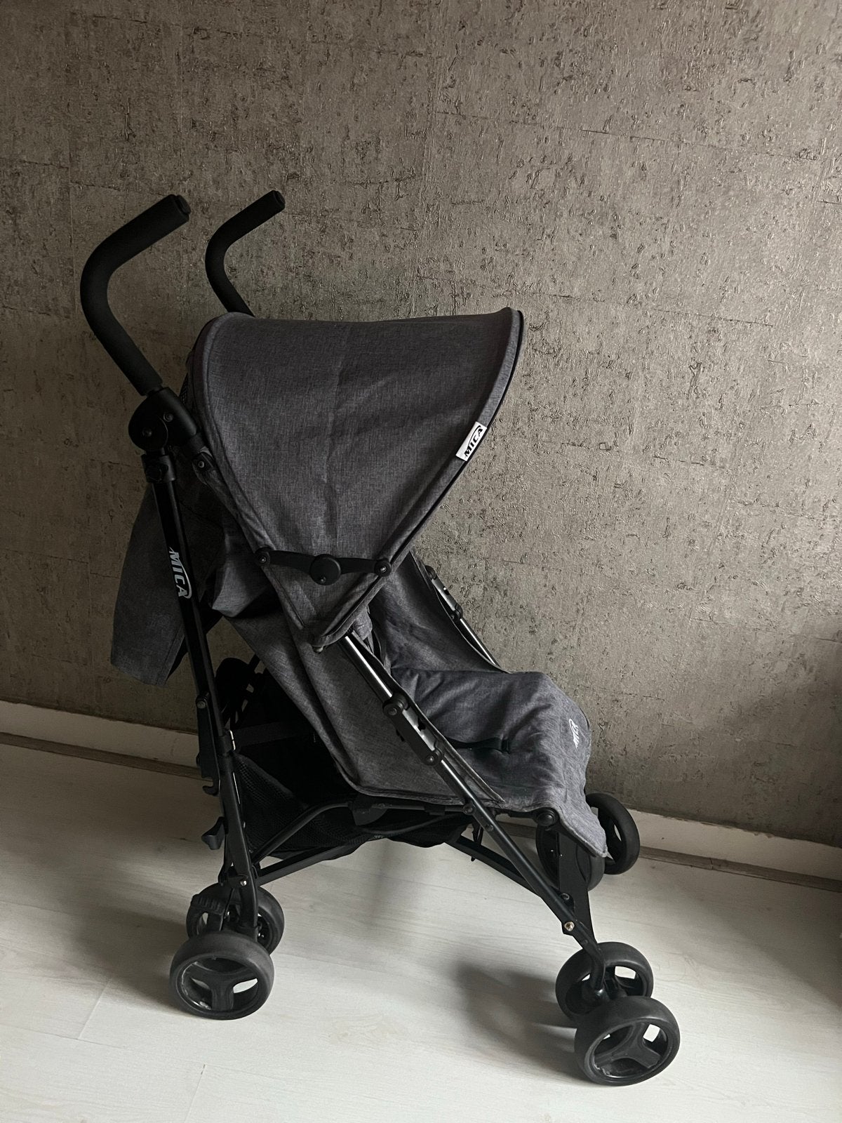 Mica Buggy - Compact en Lichtgewicht, Kinderen en Baby's, Kinderwagens en Combinaties, Ophalen of Verzenden, Gebruikt, Kinderwagen