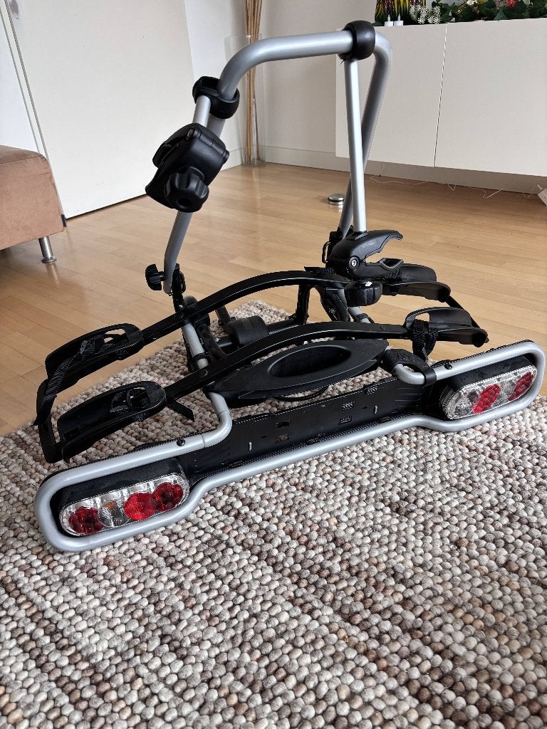 Thule  Fietsendrager (Lexus CT200h / Toyota Prius & Auris), Auto diversen, Fietsendragers, Ophalen, 2 fietsen, Zo goed als nieuw