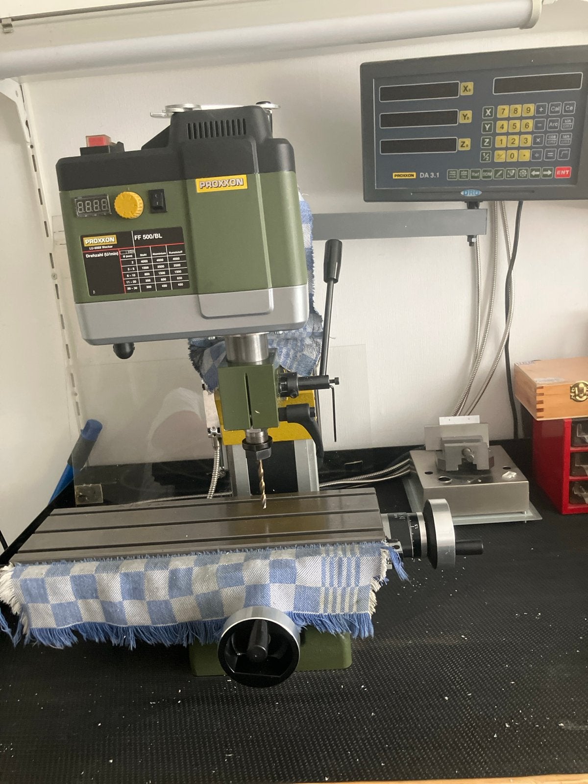 Freesmachine Proxxon FF500 - Prima Staat met Accessoires, Doe-het-zelf en Verbouw, Gereedschap | Freesmachines, Ophalen, Gebruikt