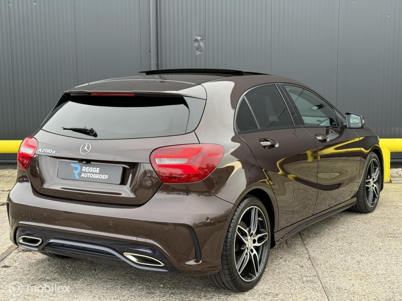 Mercedes A-klasse 200 d AMG Night Pakket PANORAMADAK|BOMVOL, Auto's, 136 pk, Gebruikt, Euro 6, 4 cilinders