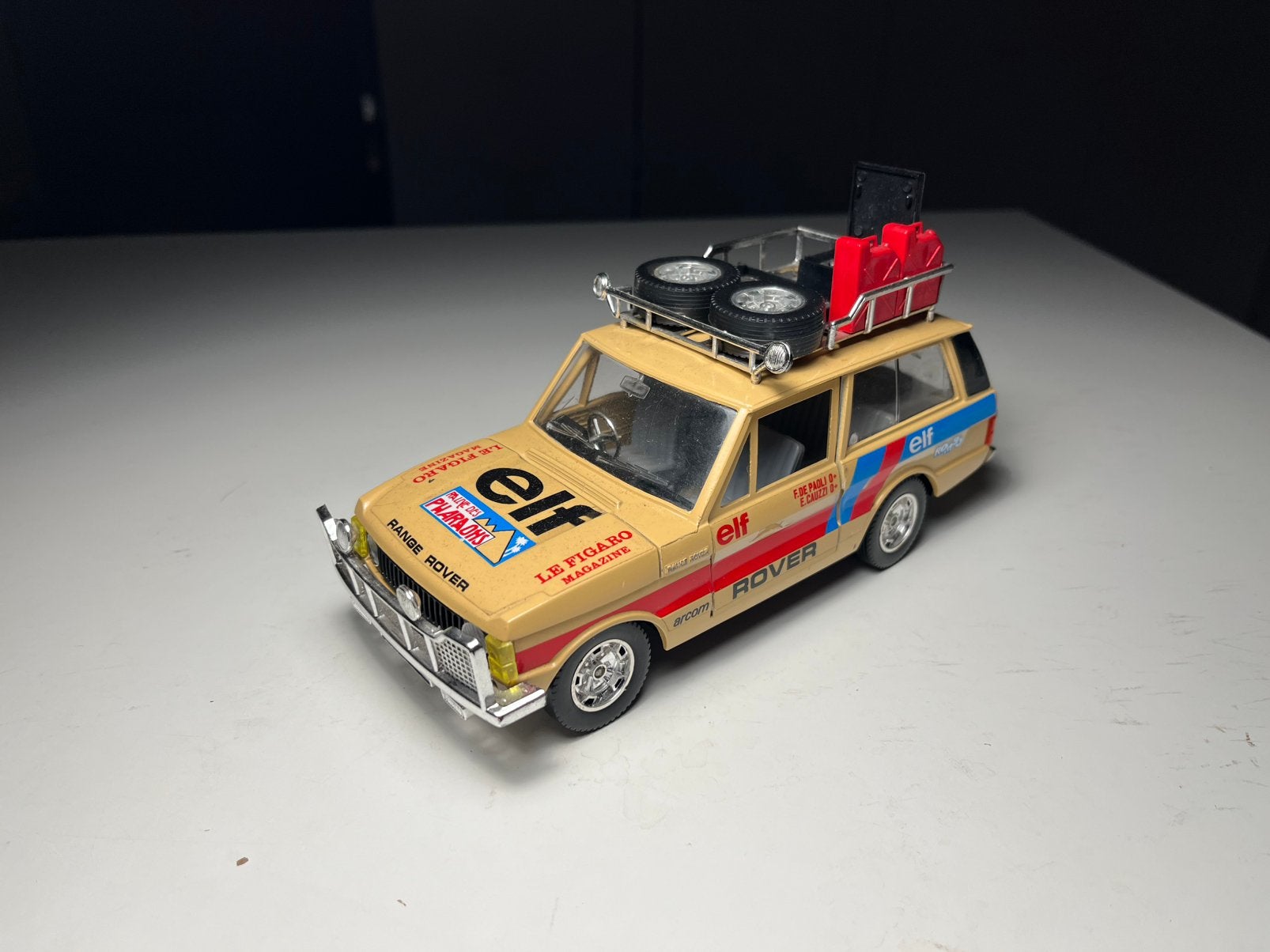 Bburago - Range Rover - Schaal 1:25, Verzenden, Zo goed als nieuw, Auto, Bburago
