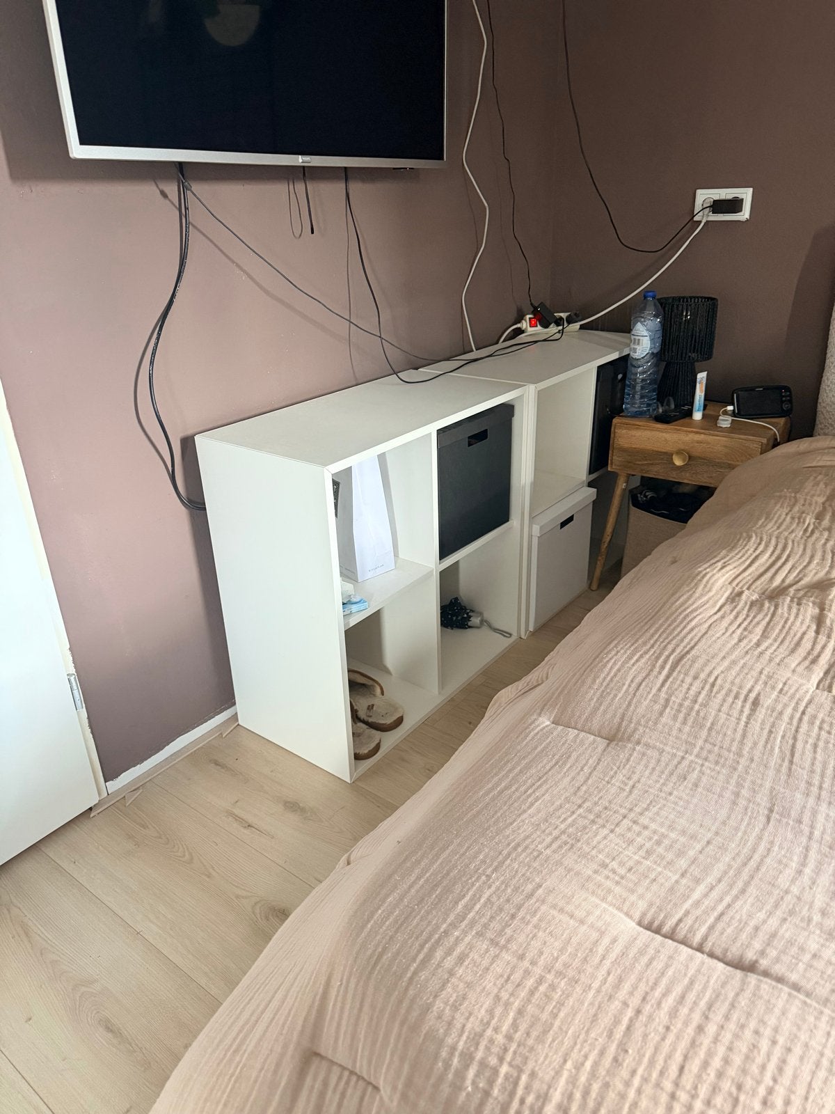Twee witte IKEA Kallax kastjes, Ophalen, Gebruikt