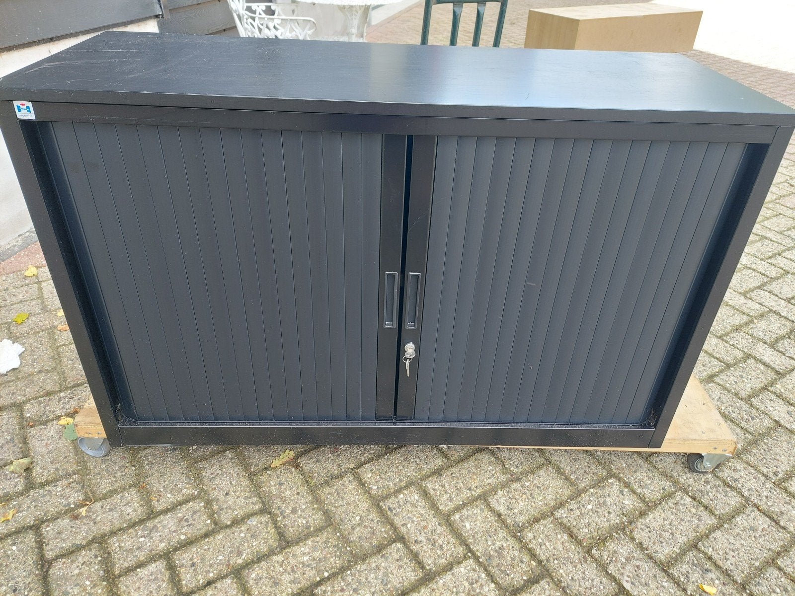 kantoorkast schuifdeur metalen kast roldeur kastje, Ophalen, Zo goed als nieuw, 25 tot 50 cm, Minder dan 100 cm