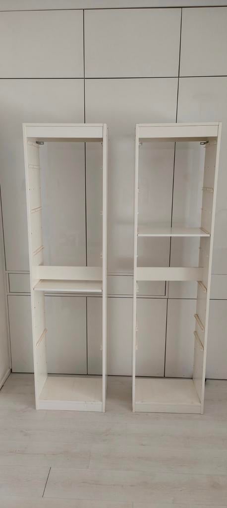 Twee witte hoge ikea trofast kasten, Ophalen, Gebruikt, Modern, functioneel, Met plank(en)