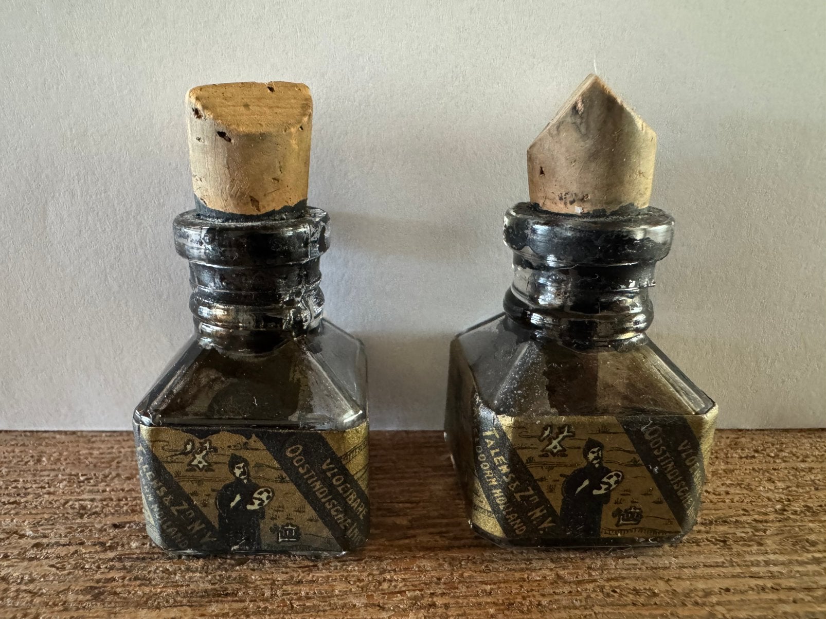 2 antieke Talens Oost-Indische inktpotjes Apeldoorn Holland, Ophalen of Verzenden