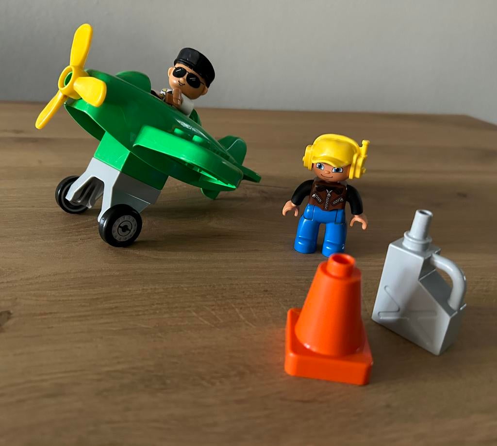 Duplo setje vliegtuig, Kinderen en Baby's, Speelgoed | Duplo en Lego, Ophalen of Verzenden, Zo goed als nieuw, Duplo