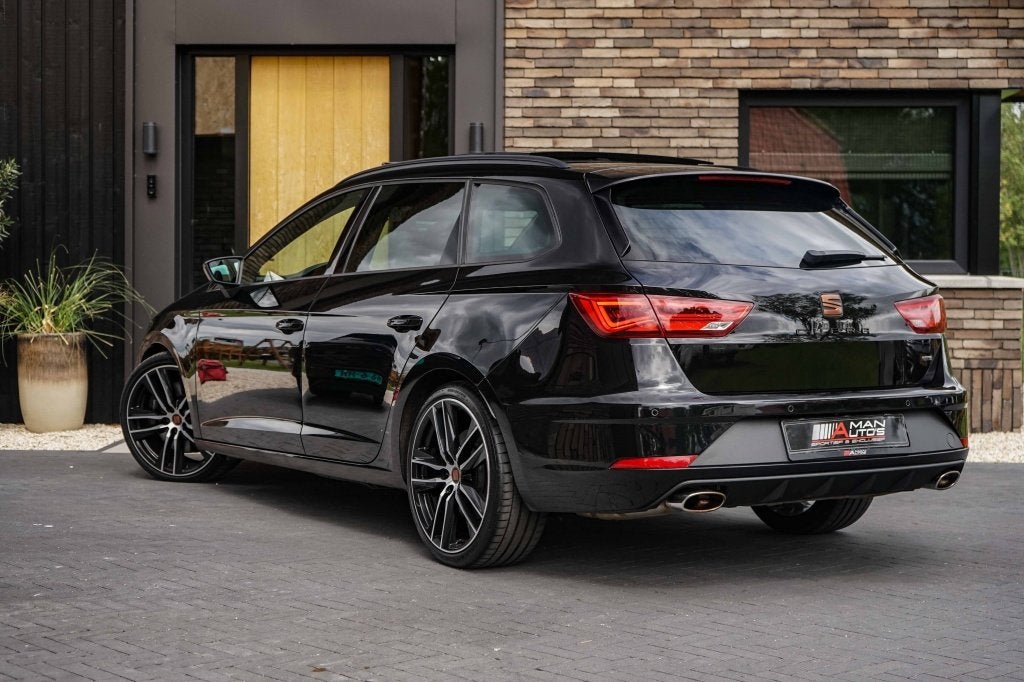 SEAT Leon ST Cupra 300 4Drive Pano/Schaalst/Beats/Virtual/AC, Auto's, Seat, Automaat, 1557 kg, Gebruikt, Euro 6