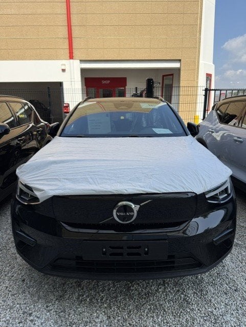 Volvo EX40 Single Motor Extended Range Ultra Europa 252PK/82, Auto's, Volvo, 0 cilinders, 252 pk, Zwart, Nieuw