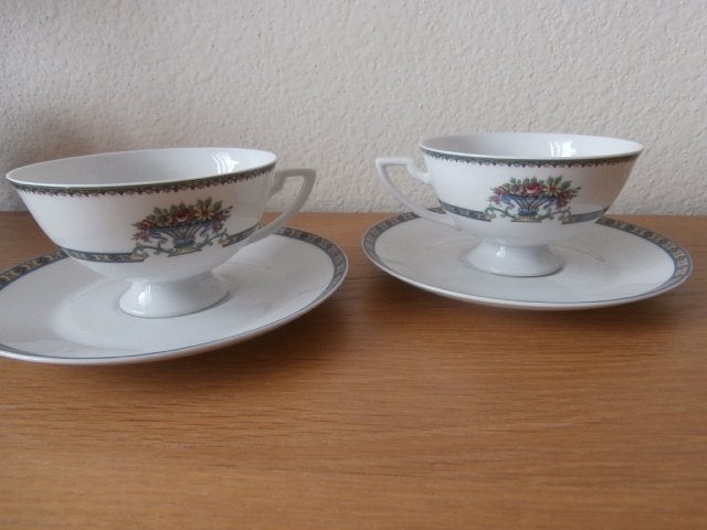 Aardewerk Porselein Theekopjes Tettau 1980, Verzenden