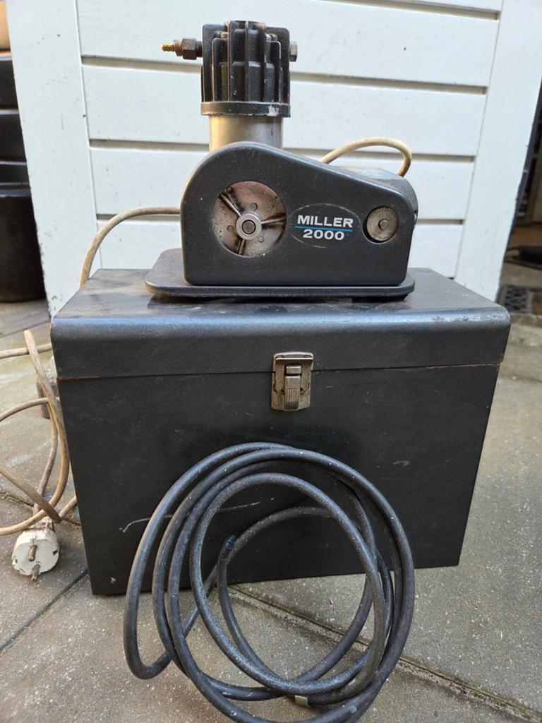 Mini compressor, Ophalen of Verzenden