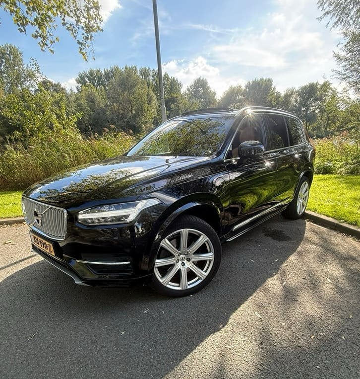 Volvo XC90 2.0 T8 Inscription AWD | 408PK | Nieuwe D-riem, 1969 cc, 320 pk, 7 stoelen, Zwart