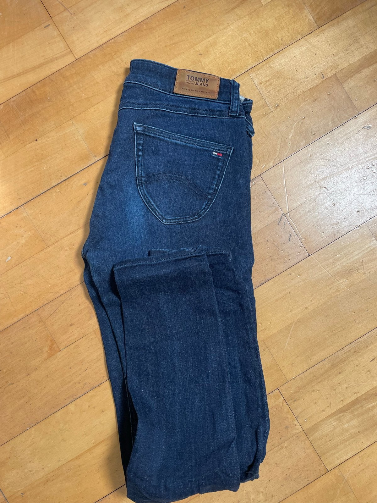 Nieuwe Tommy Jeans Sophie Low Rise Skinny Jeans W28/L32, Kleding | Dames, Spijkerbroeken en Jeans, Ophalen, Nieuw, Blauw, W28 - W29 (confectie 36)